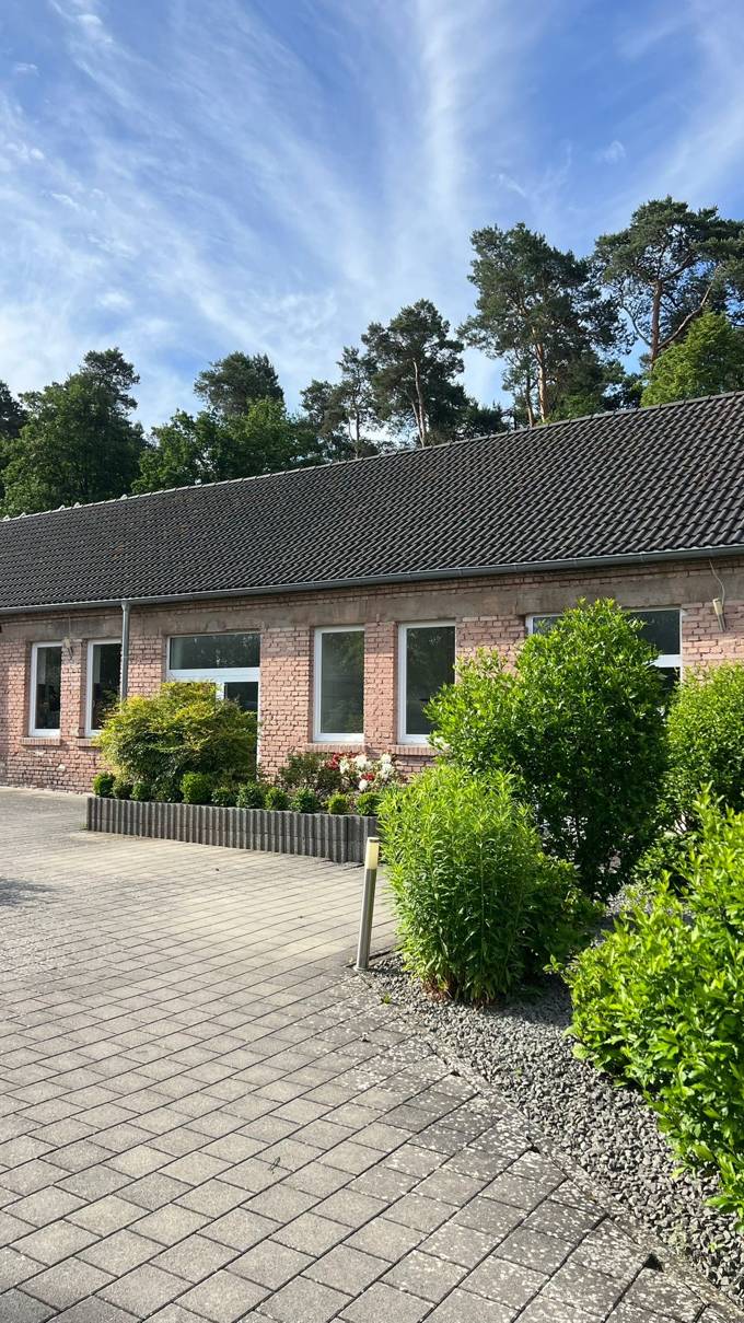 Die alte Backsteinfabrik in Rodenbach &ndash; Au&szlig;enansicht von THE CORE CLUB